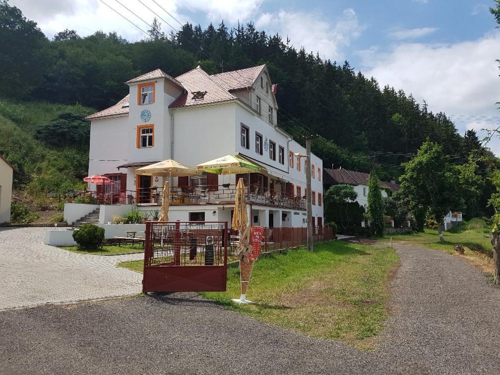 Penzion Na Prachárně Kladruby  Exterior foto